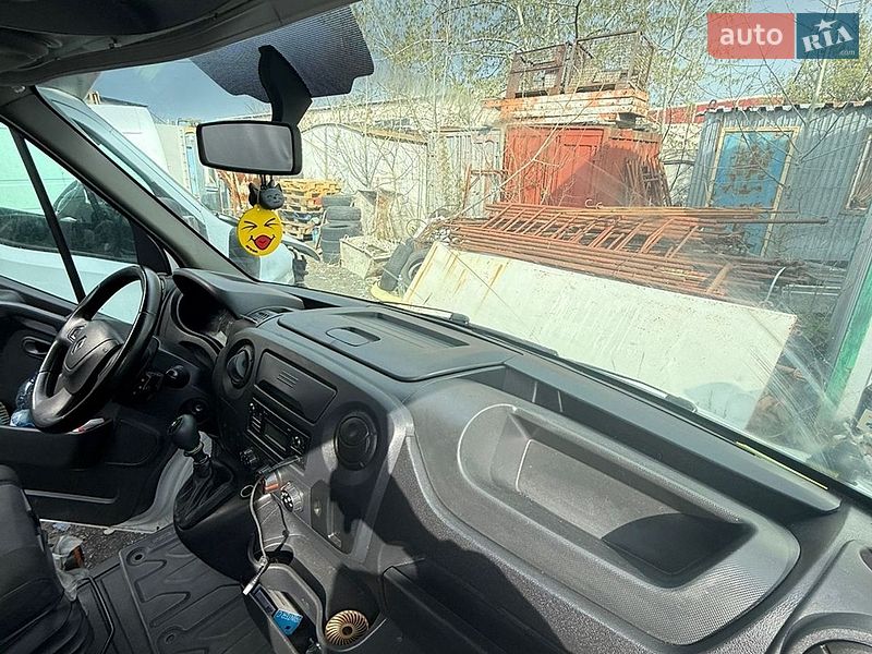 Тентованый Renault Master 2017 в Петропавловской Борщаговке