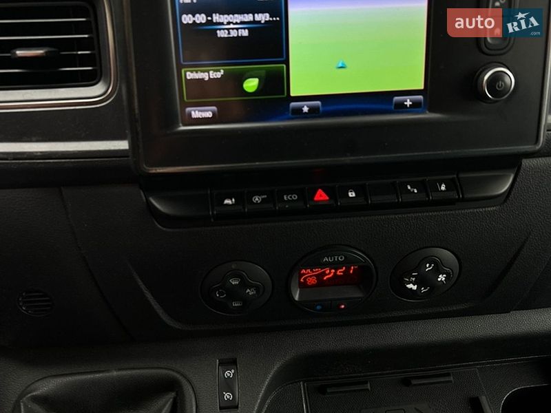 Вантажний фургон Renault Master 2019 в Тернополі