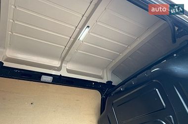 Вантажний фургон Renault Master 2019 в Тернополі