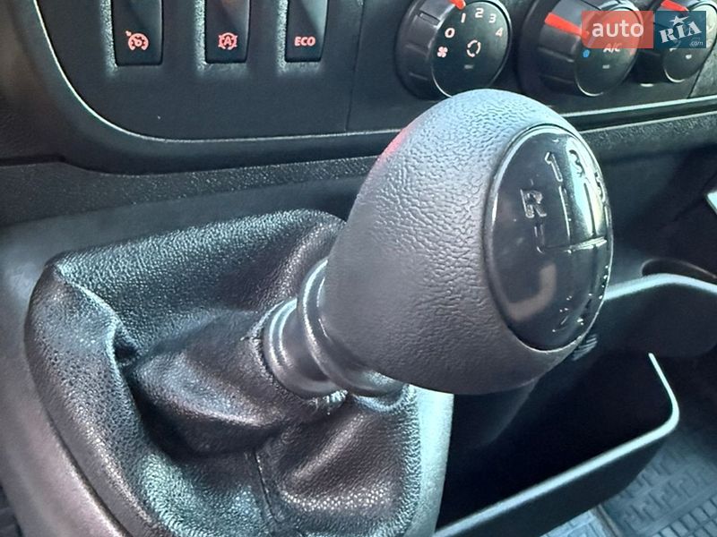 Грузовой фургон Renault Master 2020 в Луцке
