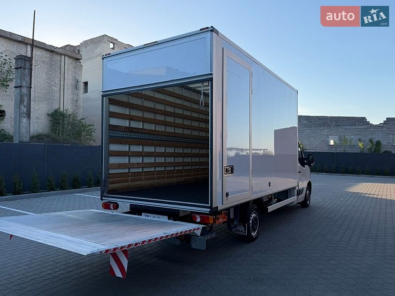 Грузовой фургон Renault Master 2021 в Дубно