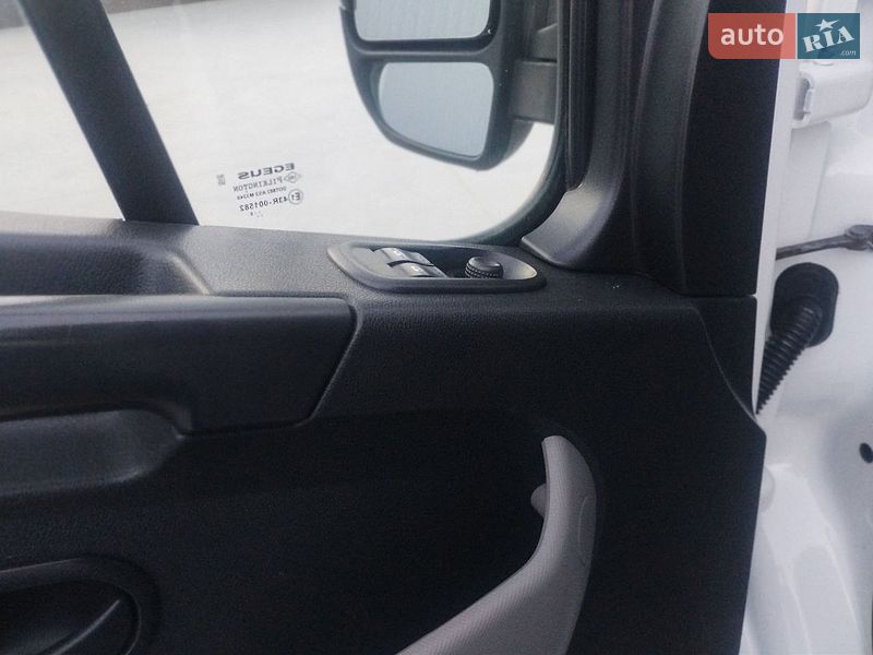Грузовой фургон Renault Master 2018 в Дубно