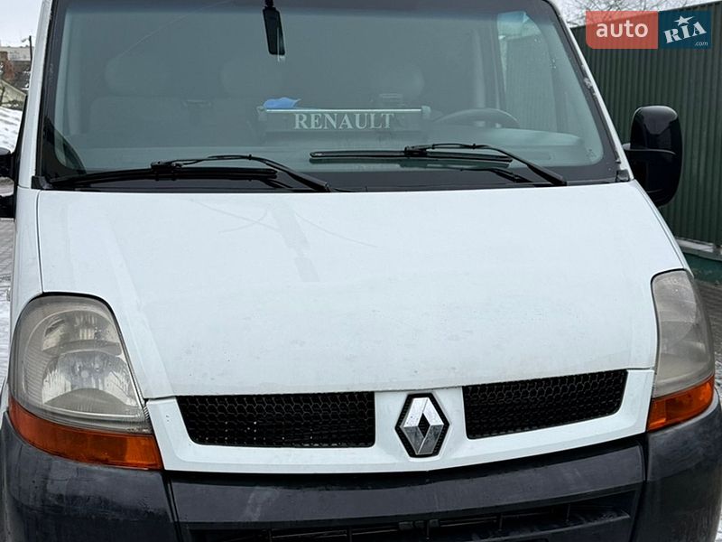 Грузопассажирский фургон Renault Master 2006 в Владимире
