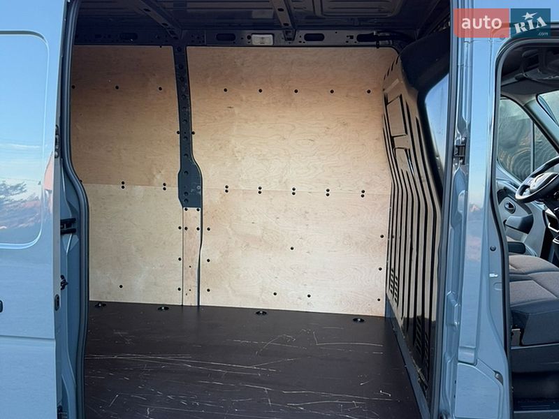 Грузовой фургон Renault Master 2023 в Ковеле