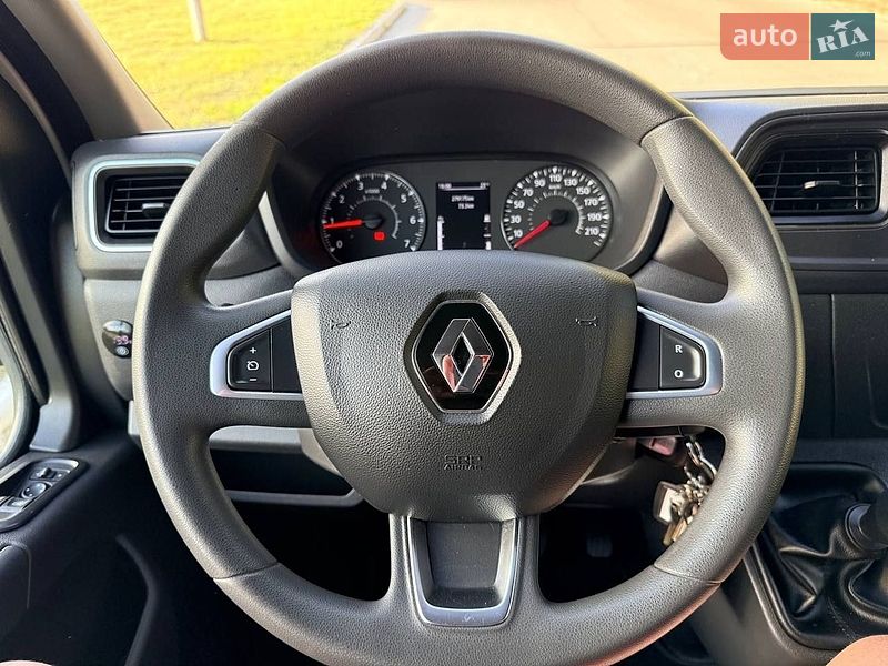 Тентованый Renault Master 2023 в Киеве