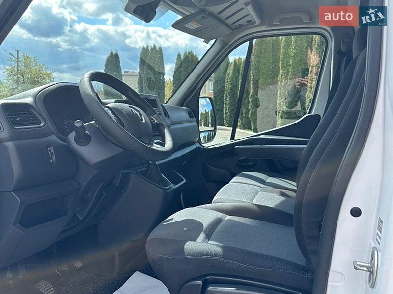 Грузовой фургон Renault Master 2021 в Дубно