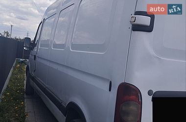 Вантажний фургон Renault Master 2006 в Луцьку