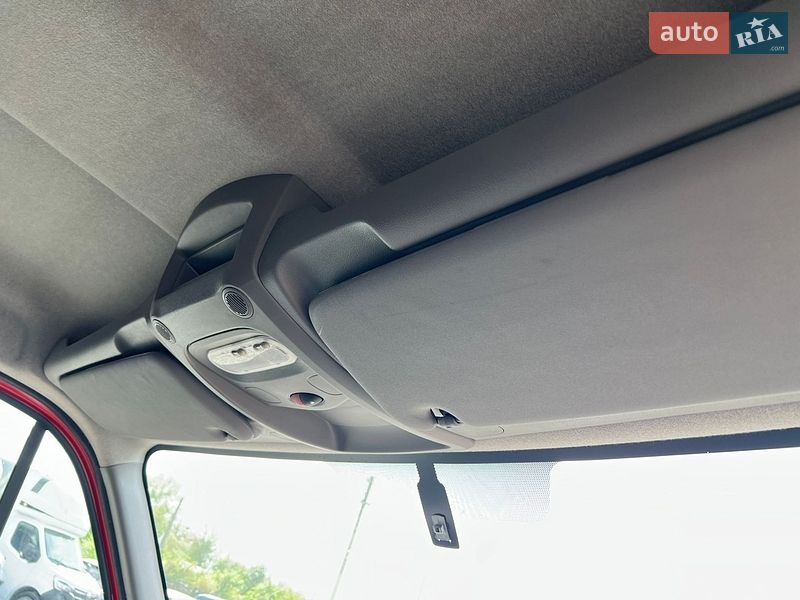 Вантажний фургон Renault Master 2016 в Ковелі