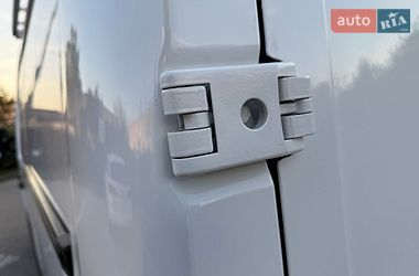 Грузовой фургон Renault Master 2018 в Дубно