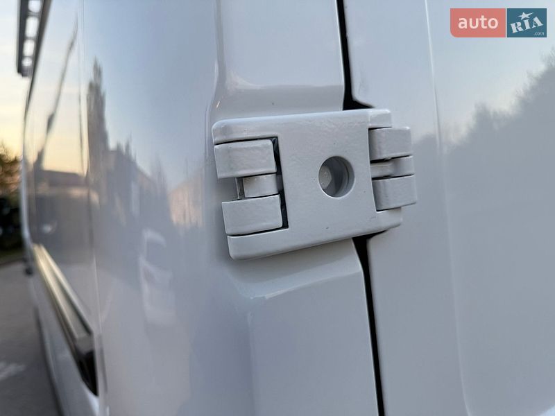 Грузовой фургон Renault Master 2018 в Дубно