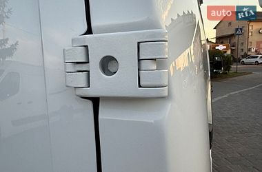 Грузовой фургон Renault Master 2018 в Дубно