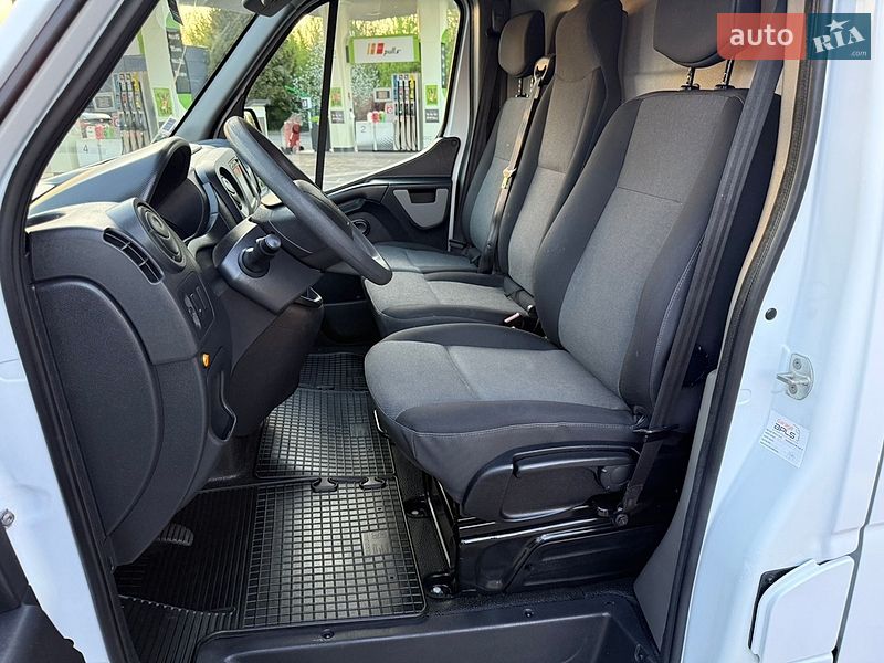Грузовой фургон Renault Master 2018 в Дубно
