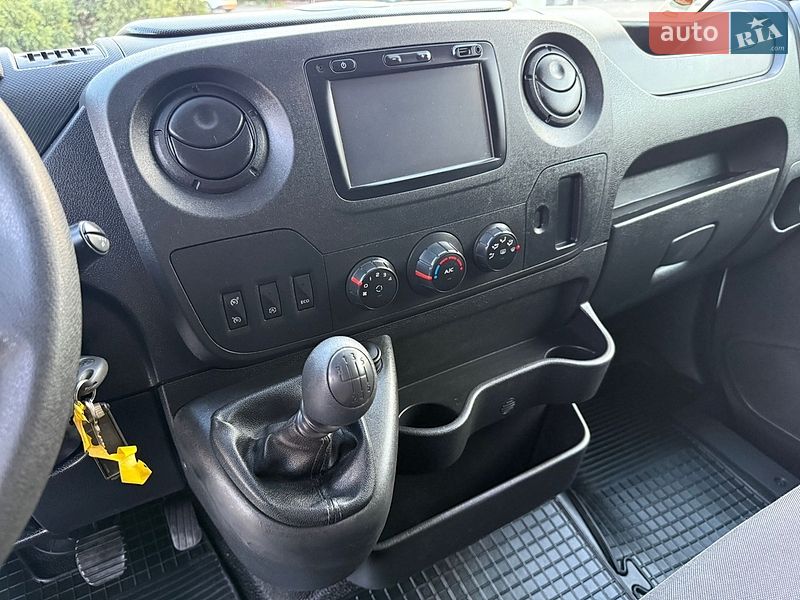 Грузовой фургон Renault Master 2018 в Дубно