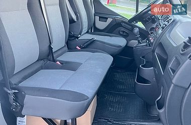 Вантажний фургон Renault Master 2015 в Житомирі