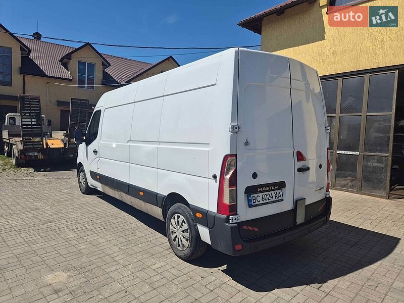 Вантажний фургон Renault Master 2021 в Дрогобичі