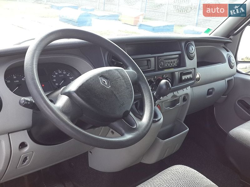 Другие грузовики Renault Master 2009 в Сарнах