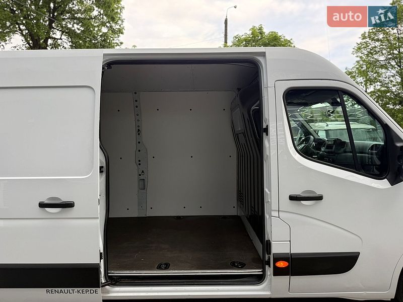 Грузовой фургон Renault Master 2021 в Черновцах