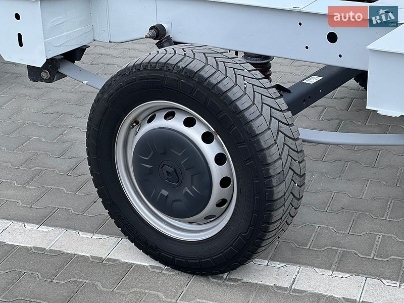 Шасси Renault Master 2022 в Дубно