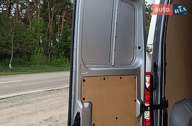 Вантажний фургон Renault Master 2017 в Дубні
