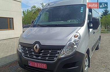 Вантажний фургон Renault Master 2017 в Дубні