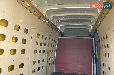 Грузовой фургон Renault Master 2020 в Львове