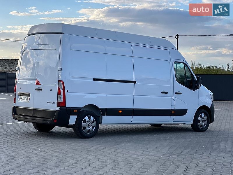 Вантажний фургон Renault Master 2021 в Дубні