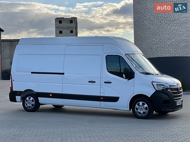 Вантажний фургон Renault Master 2021 в Дубні