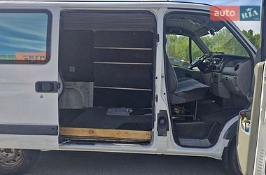 Грузопассажирский фургон Renault Master 2003 в Киеве