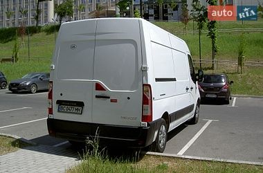 Вантажний фургон Renault Master 2017 в Львові