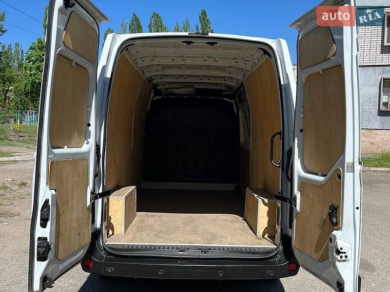 Грузовой фургон Renault Master 2020 в Каменском