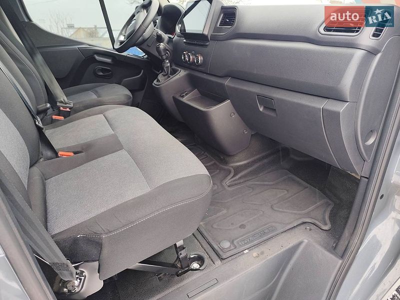 Грузовой фургон Renault Master 2024 в Черкассах