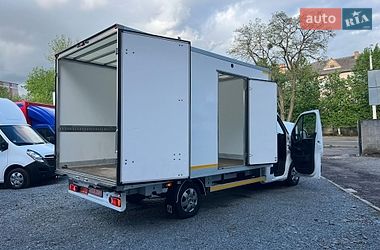 Інші вантажівки Renault Master 2020 в Рівному