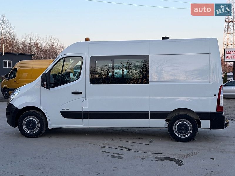 Грузопассажирский фургон Renault Master 2016 в Дубно