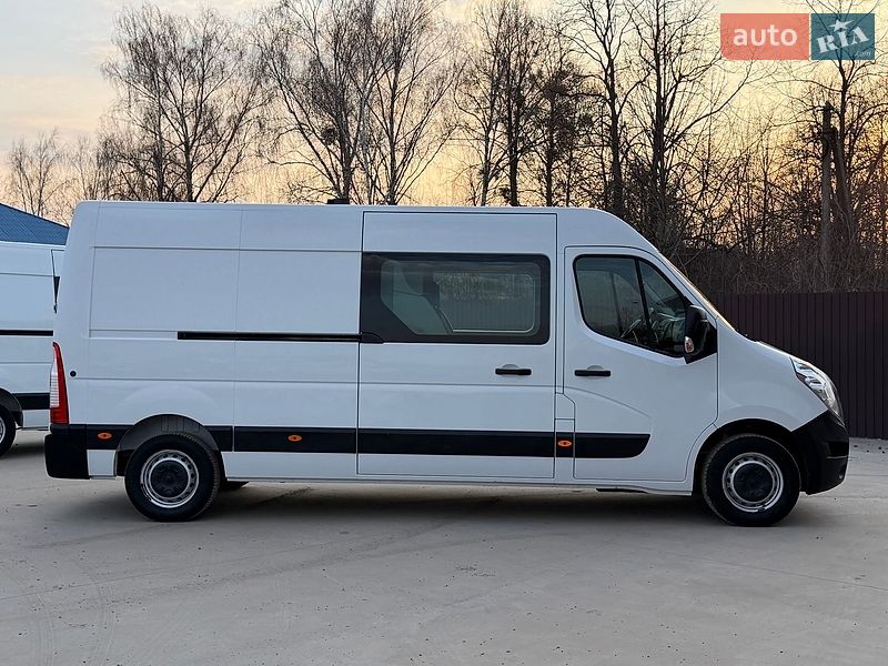 Грузопассажирский фургон Renault Master 2017 в Луцке