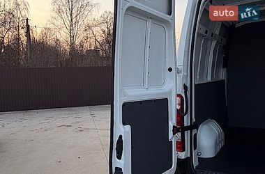 Грузопассажирский фургон Renault Master 2017 в Луцке