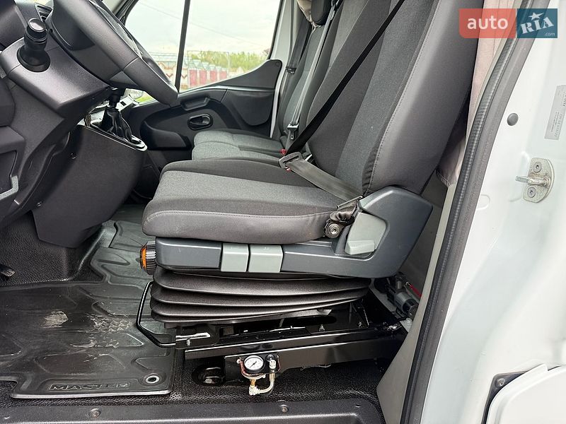Тентованый Renault Master 2021 в Коломые
