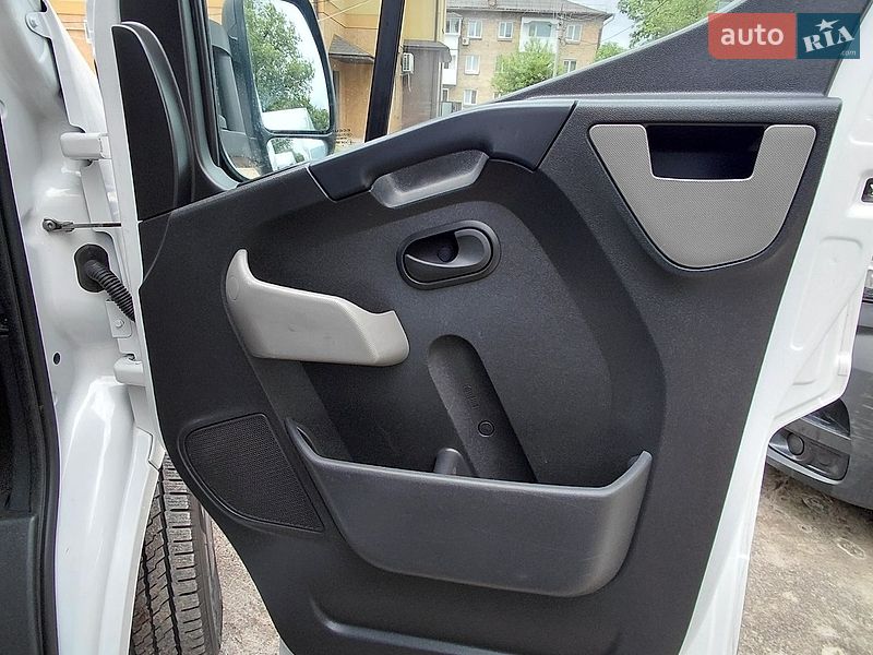 Тентований Renault Master 2018 в Ковелі