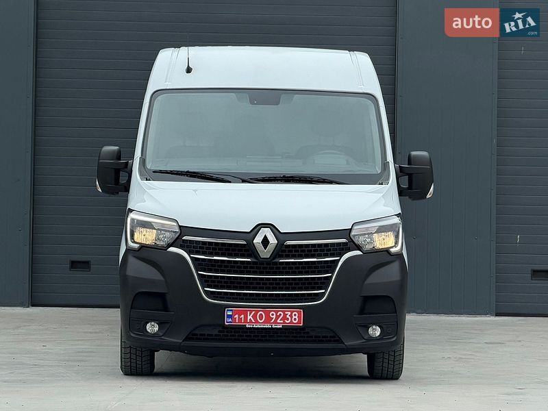 Вантажний фургон Renault Master 2020 в Дубні