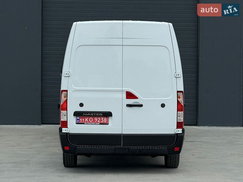 Вантажний фургон Renault Master 2020 в Дубні