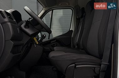 Вантажний фургон Renault Master 2020 в Дубні