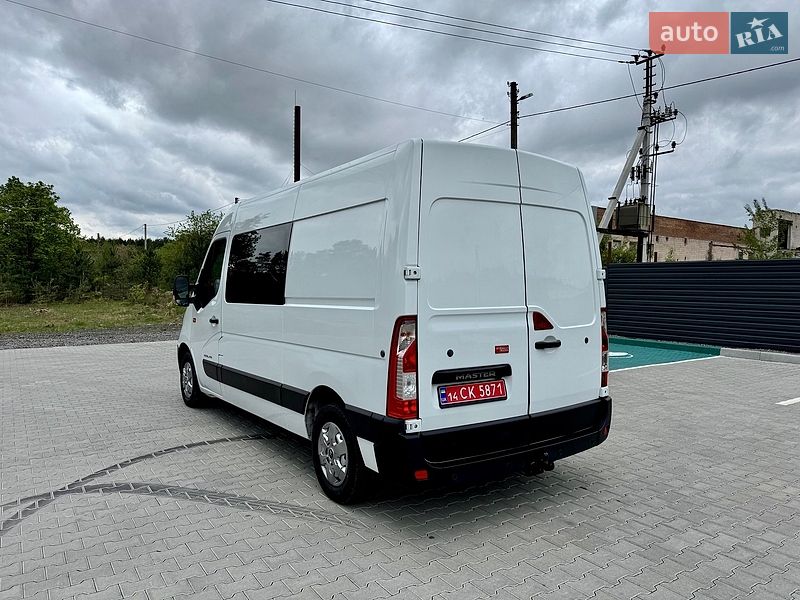 Вантажопасажирський фургон Renault Master 2017 в Ковелі