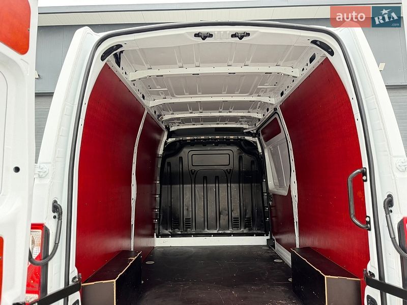 Грузовой фургон Renault Master 2022 в Дубно