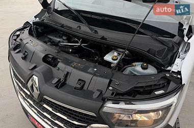 Грузовой фургон Renault Master 2022 в Дубно