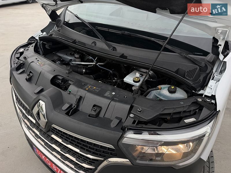 Грузовой фургон Renault Master 2022 в Дубно