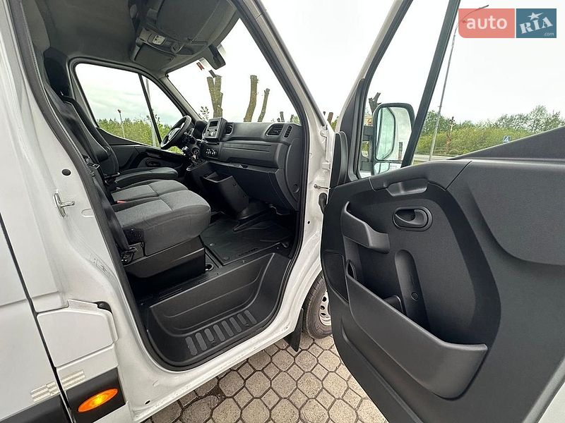 Вантажний фургон Renault Master 2021 в Києві