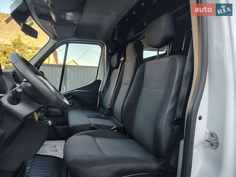 Вантажний фургон Renault Master 2022 в Дубні