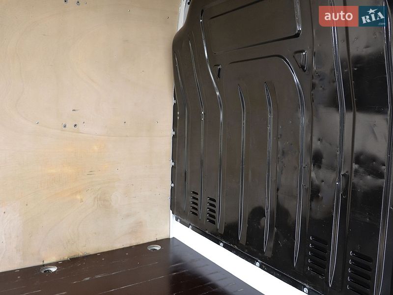 Вантажний фургон Renault Master 2018 в Полтаві
