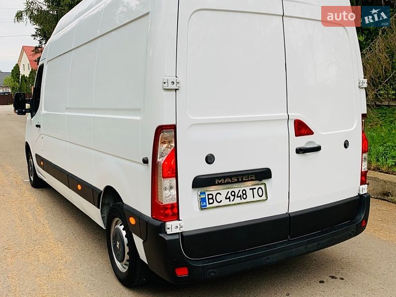Вантажний фургон Renault Master 2020 в Львові