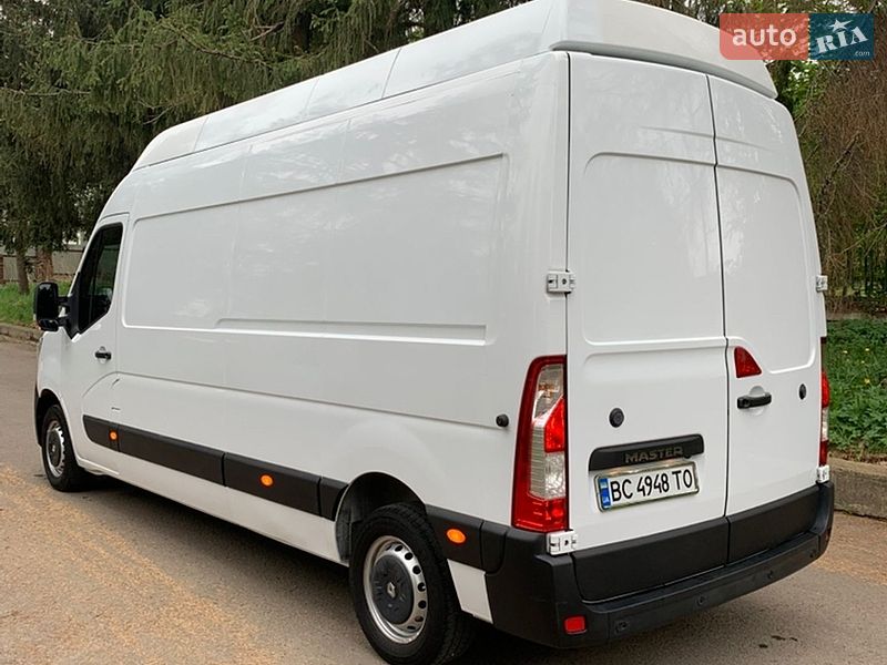 Вантажний фургон Renault Master 2020 в Львові