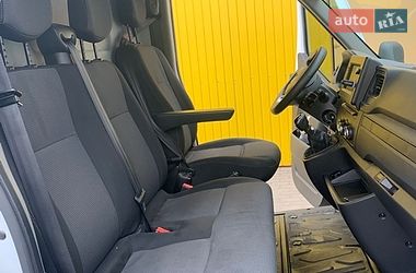Вантажний фургон Renault Master 2020 в Львові